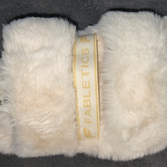 Fabletics Snug Strap Slipper - Picture 3 of 5